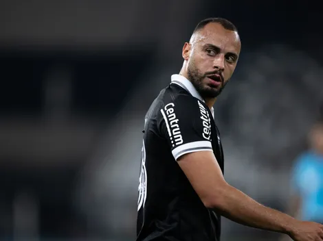 Botafogo: Simon comenta pênalti em Arthur Cabral e critica arbitragem