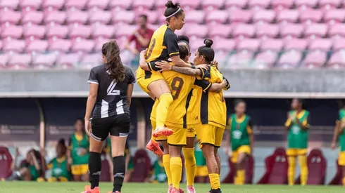 Sport goleia e chega à semifinal da Copa Maria Bonita (Foto: Reprodução/Rafael Vieira/FPF/Instagram)