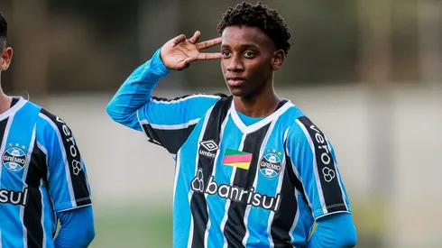 O jogador Gabriel Mec durante partida entre Gremio x Cruzeiro pelo campeonato Brasileiro Sub-20 no Ct Presidente Helio dourado. Gabriel Mec. Existem rumores de um suposto negocio com o Chelsea intermediado pelo pai do atacante Neymar Jr.