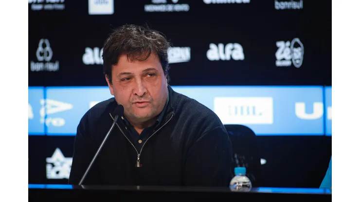 RS - PORTO ALEGRE - 29/08/2025 - GREMIO, COLETIVA DE APRESENTACAO DE ARTHUR - Alberto Guerra Presidente do Gremio durante em coletiva de imprensa realizada no Arena do Gremio. Foto: Maxi Franzoi/AGIF