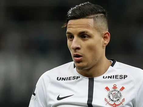 Arana se declara ao Atlético-MG após rumores de um interesse do Corinthians