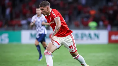 Lucca jogador do Internacional durante partida contra o Sao Jose no estadio Beira-Rio pelo campeonato Gaucho 2023.