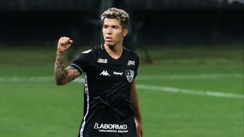 SAO PAULO, BRAZIL – SEPTEMBER 05: Bruno Nazario celebrates after scoring the first goal of his team during the match against Corinthians as part of the Brasileirao Series A at Arena Corinthians on September 05, 2020 in Sao Paulo, Brazil. The match is played behind closed doors and with precautionary measures against the spread of coronavirus (COVID-19). (Photo by Alexandre Schneider/Getty Images)