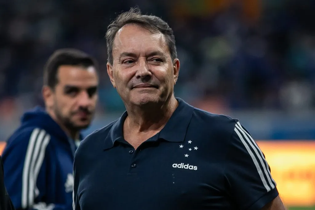 Pedro Lourenco Dirigente do Cruzeiro durante partida contra o Atletico-MG – Foto: Fernando Moreno/AGIF