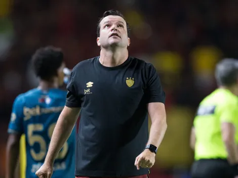 Trocas feitas por Daniel Paulista resultaram em derrota do Sport