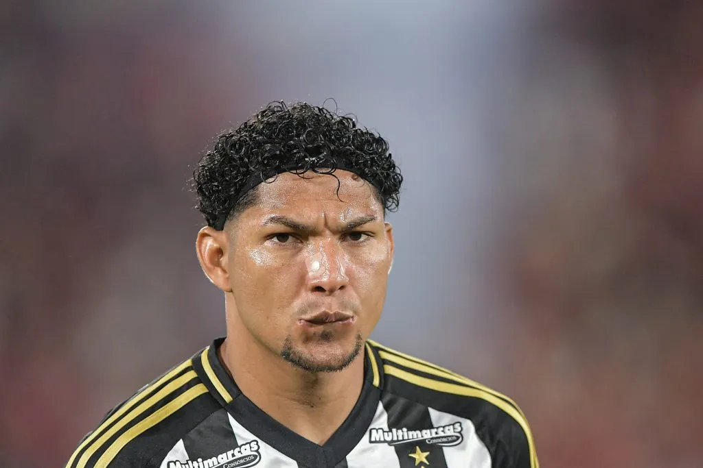 RJ – RIO DE JANEIRO – 31/07/2025 – COPA DO BRASIL 2025, FLAMENGO X ATLETICO-MG – Rony jogador do Atletico-MG durante partida contra o Flamengo no estadio Maracana pelo campeonato Copa Do Brasil 2025. Foto: Thiago Ribeiro/AGIF