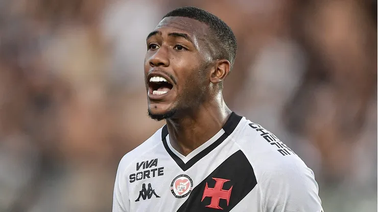 Vasco pretende renovar com Rayan