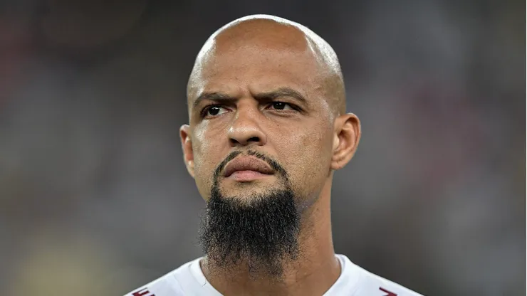 Felipe Melo critica Renê e lateral do Fluminense rebate
