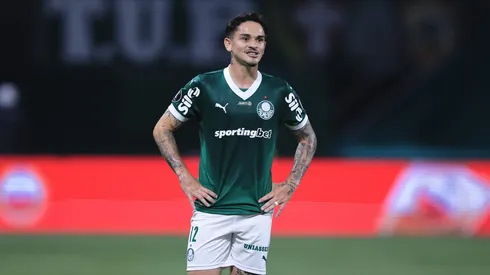 Khellven jogador do Palmeiras durante partida contra o Universitario no estadio Arena Allianz Parque pelo campeonato Copa Libertadores 2025. Foto: Ettore Chiereguini/AGIF