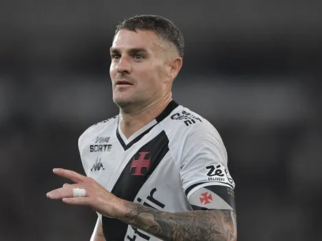 Vegetti decide ficar no Vasco após interesse de outros clubes