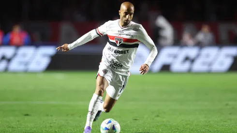 Lucas Moura atuando no São Paulo
