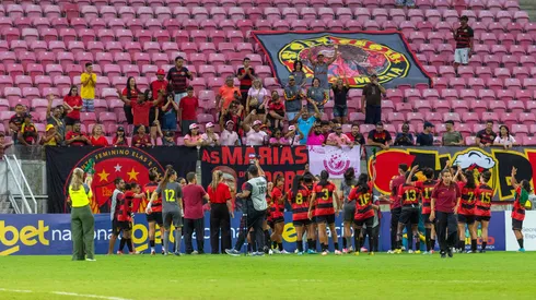 Sport e Fortaleza duelam pelo título da competição (Foto: Reprodução/Rafael Vieira/FPF)