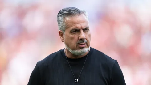 RJ – RIO DE JANEIRO – 31/08/2025 – BRASILEIRO A 2025, FLAMENGO X GREMIO – Jose Boto diretor de futebol do Flamengo durante partida contra o Gremio no estadio Maracana pelo campeonato Brasileiro A 2025. Foto: Jorge Rodrigues/AGIF
