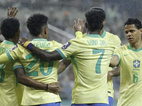 Kaká freia empolgação após goleada da Seleção Brasileira