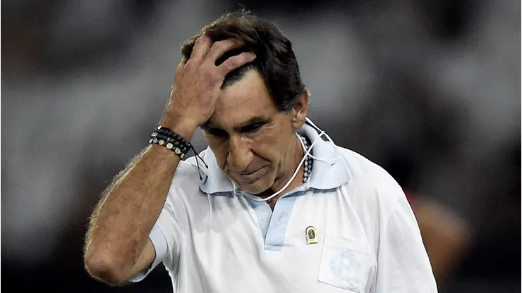 RJ - RIO DE JANEIRO - 27/02/2025 - RECOPA SUL-AMERICANA 2025, BOTAFOGO X RACING - Gustavo Costas tecnico do Racing durante partida contra o Botafogo no estadio Engenhao pelo campeonato Recopa Sul-americana 2025. Foto: Alexandre Loureiro/AGIF