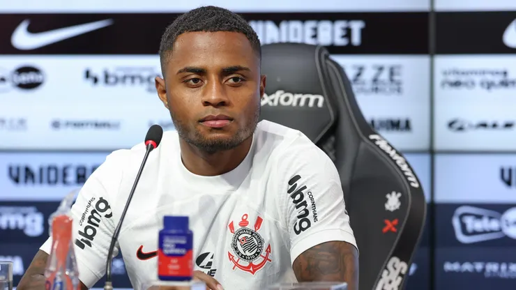 SP - SAO PAULO - 10/01/2024 - CORINTHIANS, APRESENTACAO DIEGO PALACIOS - Diego Palacios durante sua apresentacao oficial como jogador do Corinthians em coletiva de imprensa realizada no CT Joaquim Grava. Foto: Marcello Zambrana/AGIF