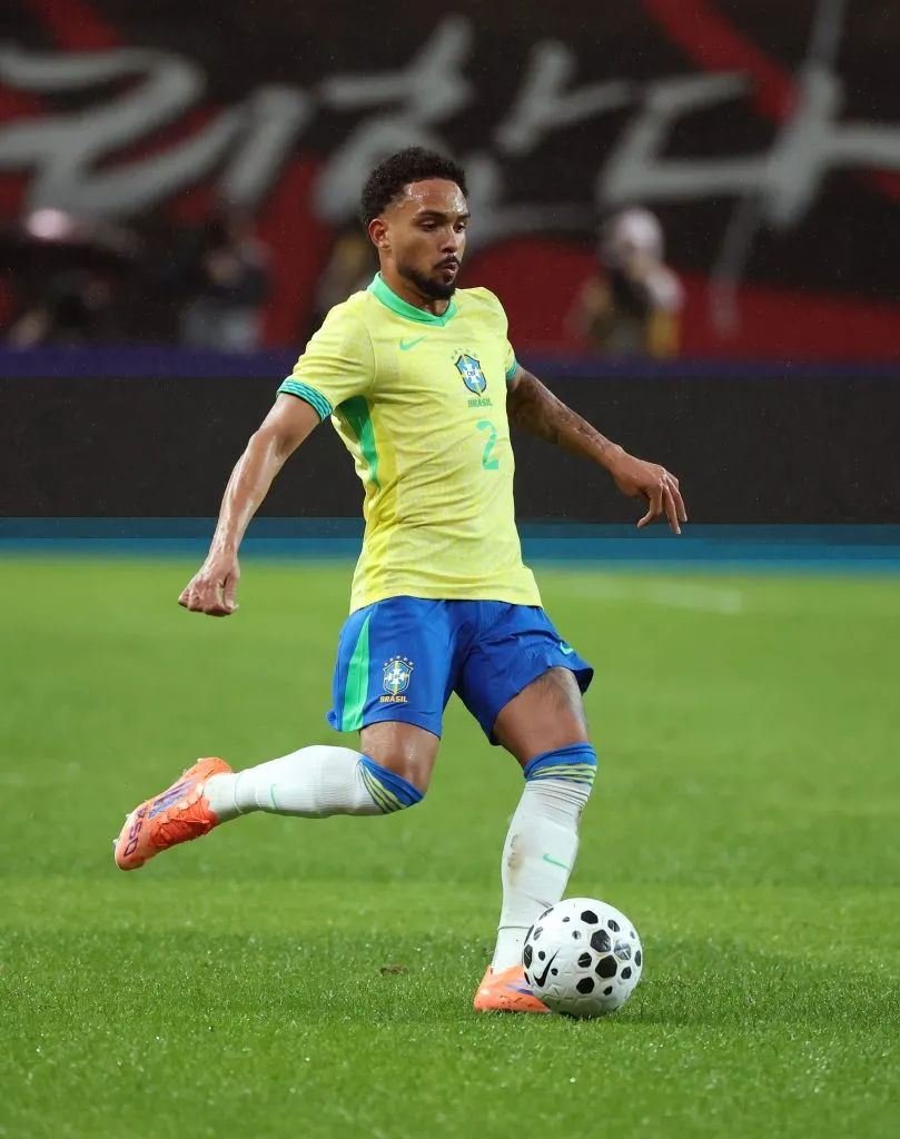 SEOUL, SOUTH KOREA – OCTOBER 10: Vitinho of Brazil in action during the international friendly between South Korea and Brazil at Seoul World Cup Stadium on October 10, 2025 in Seoul, South Korea. (Photo by Chung Sung-Jun/Getty Images)