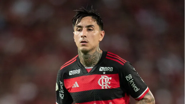 Erick Pulgar pode estar disponível em Botafogo x Flamengo