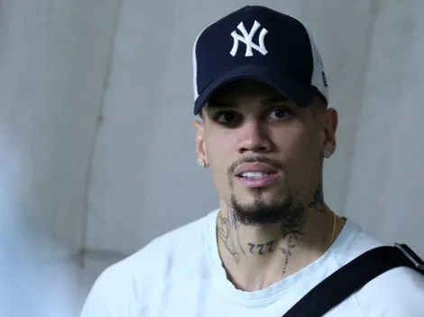 Paulinho, do Palmeiras, aparece curtindo noite com Ronaldinho Gaúcho