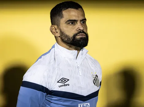 Torcida do Santos critica condição física de Rincón