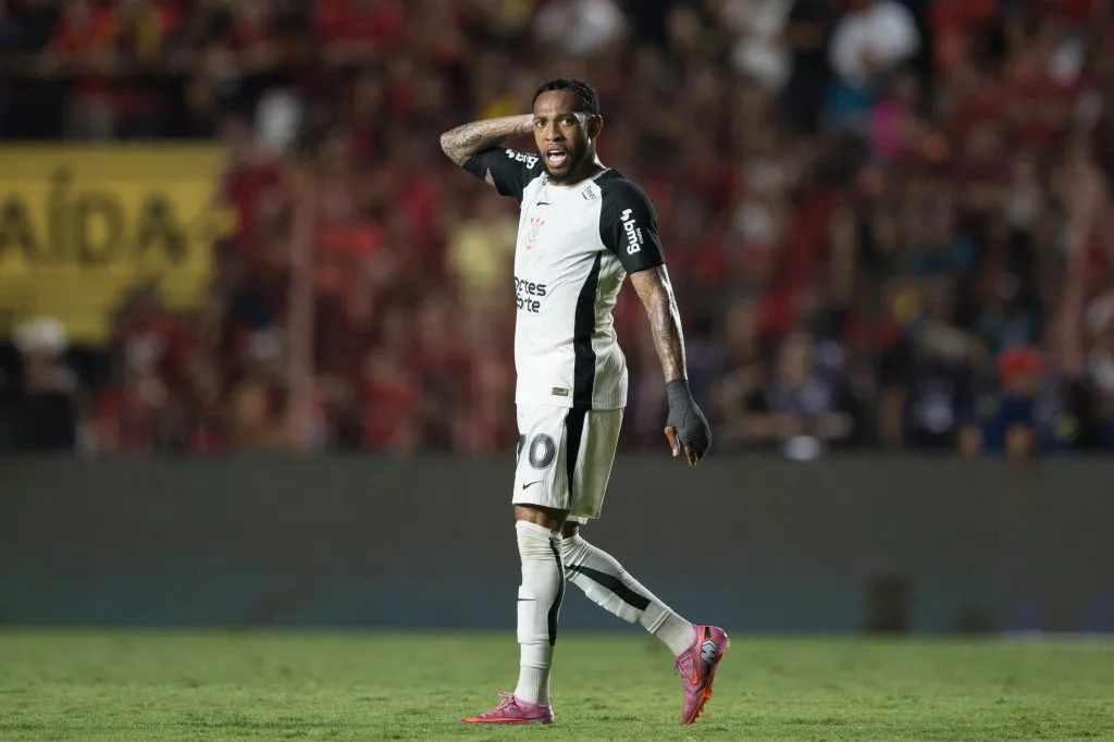 José Martínez durante a partida contra o Sport no Campeonato Brasileiro de 2025. Foto: Marlon Costa/AGIF