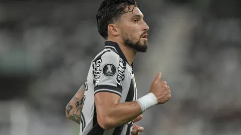 Alex Telles, jogador do Botafogo