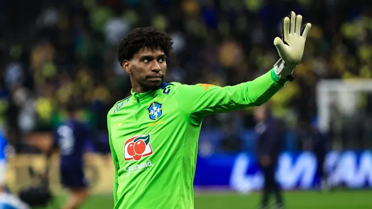HUGO SOUZA jogador do Selecao Brasileira durante aquecimento antes da partida contra o Paraguai no estadio Arena Corinthians pelo campeonato Eliminatorias Copa Do Mundo 2026.