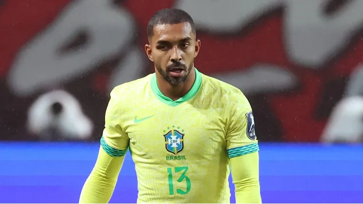 Paulo Henrique durante amistoso entre Brasil e Coreia do Sul.