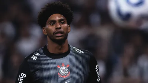 Hugo Souza goleiro do Corinthians durante partida contra o Mirassol no estadio Arena Corinthians pelo campeonato Brasileiro A 2025. Foto: Ettore Chiereguini/AGIF