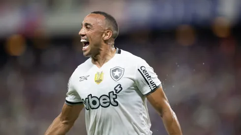 Marçal deve permanecer no Botafogo em 2026