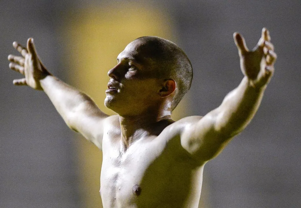 SP – CAPIVARI – 07/01/2025 – COPA SAO PAULO 2025, MADUREIRA X BAHIA – Dell jogador do Bahia comemora seu gol durante partida contra o Madureira no estadio Arena Capivari pelo campeonato Copa Sao Paulo 2025. Foto: Jhony Pinho/AGIF