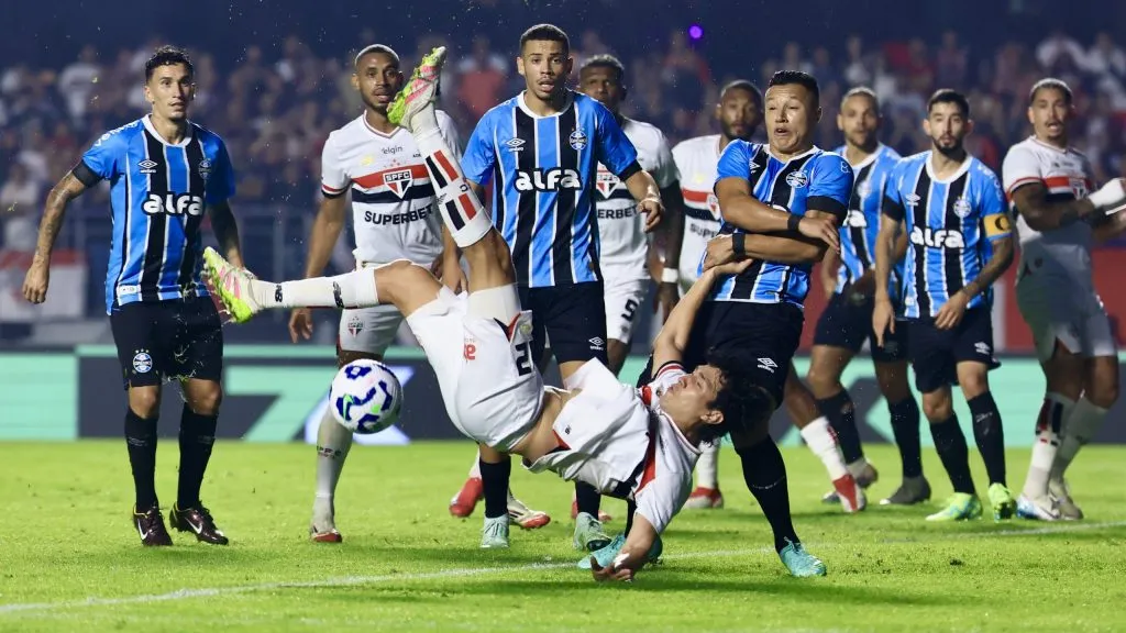 Grêmio x São Paulo se enfrentam pelo Campeonato Brasileiro A 2025. Foto: Marcello Zambrana/AGIF