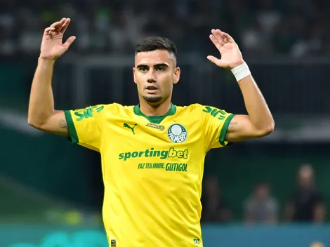Torcida do Palmeiras rasga elogios a Andreas Pereira após goleada