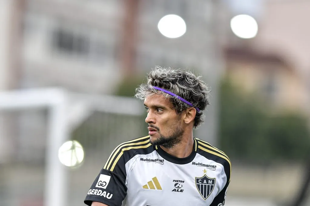 RJ – RIO DE JANEIRO – 10/08/2025 – BRASILEIRO A 2025, VASCO X ATLETICO-MG – Gustavo Scarpa jogador do Atletico-MG durante partida contra o Vasco no estadio Sao Januario pelo campeonato Brasileiro A 2025. Foto: Thiago Ribeiro/AGIF