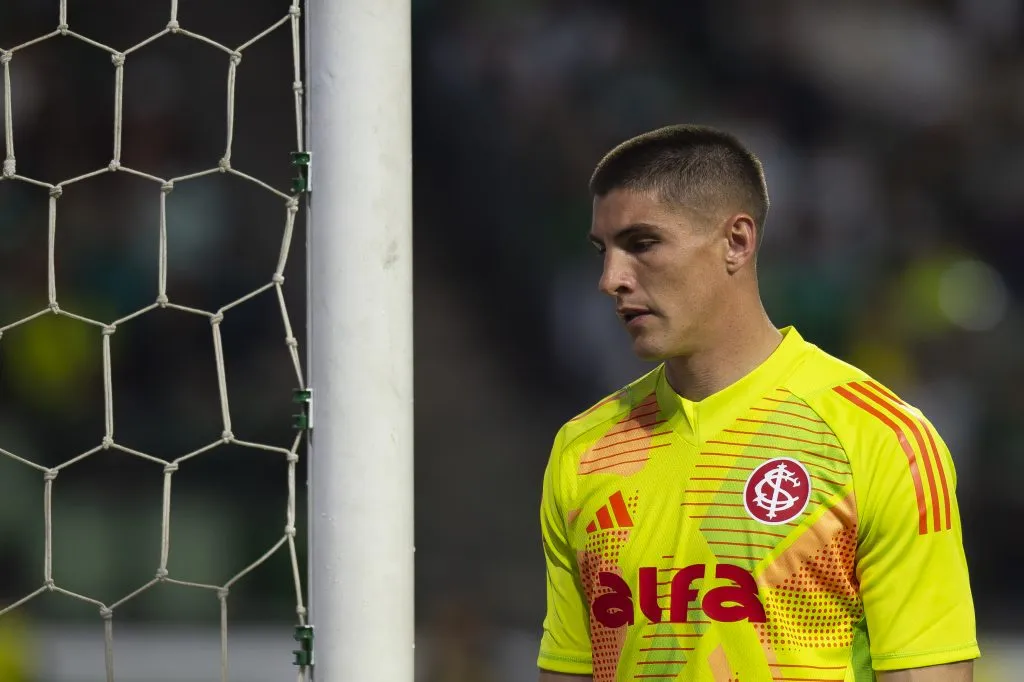 SP – SAO PAULO – 13/09/2025 – BRASILEIRO A 2025, PALMEIRAS X INTERNACIONAL – Rochet jogador do Internacional durante partida contra o Palmeiras no estadio Arena Allianz Parque pelo campeonato Brasileiro A 2025. Foto: Anderson Romao/AGIF