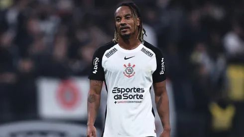 André Carrillo volta ao Corinthians contra o Atlético-MG