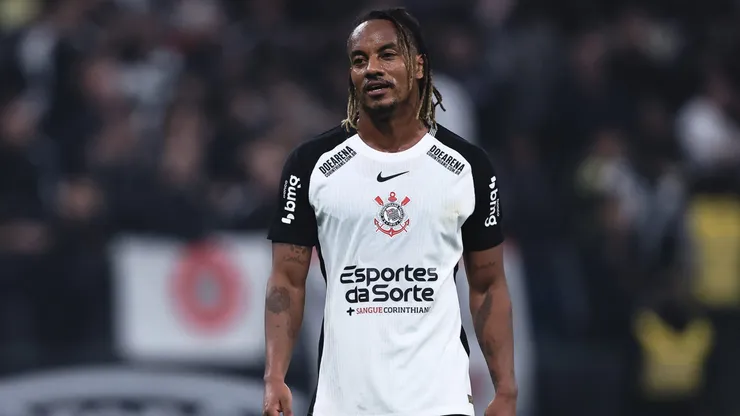 André Carrillo volta ao Corinthians contra o Atlético-MG