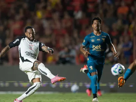 Corinthians toma decisão e multa Martínez após faltas nos treinos