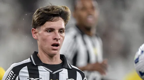 RJ – RIO DE JANEIRO – 17/09/2025 – BRASILEIRO A 2025, BOTAFOGO X MIRASSOL – Montoro jogador do Botafogo durante partida contra o Mirassol no estadio Engenhao pelo campeonato Brasileiro A 2025. Foto: Thiago Ribeiro/AGIF