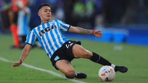Gabriel Rojas of Racing Club controls the ball during the Copa CONMEBOL Sudamericana 2024 Final between Racing Club and Cruzeiro at Estadio General Pablo Rojas – La Nueva Olla on November 23, 2024 in Asuncion, Paraguay.