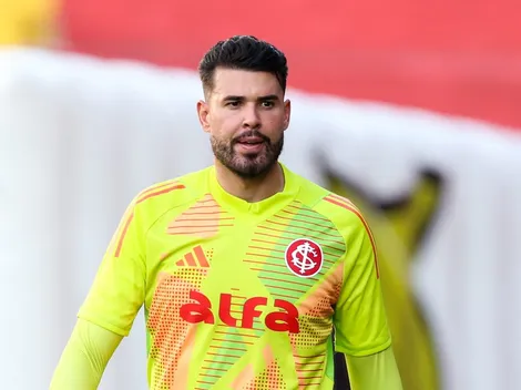 Díaz terá de tomar decisão sobre troca no gol do Internacional