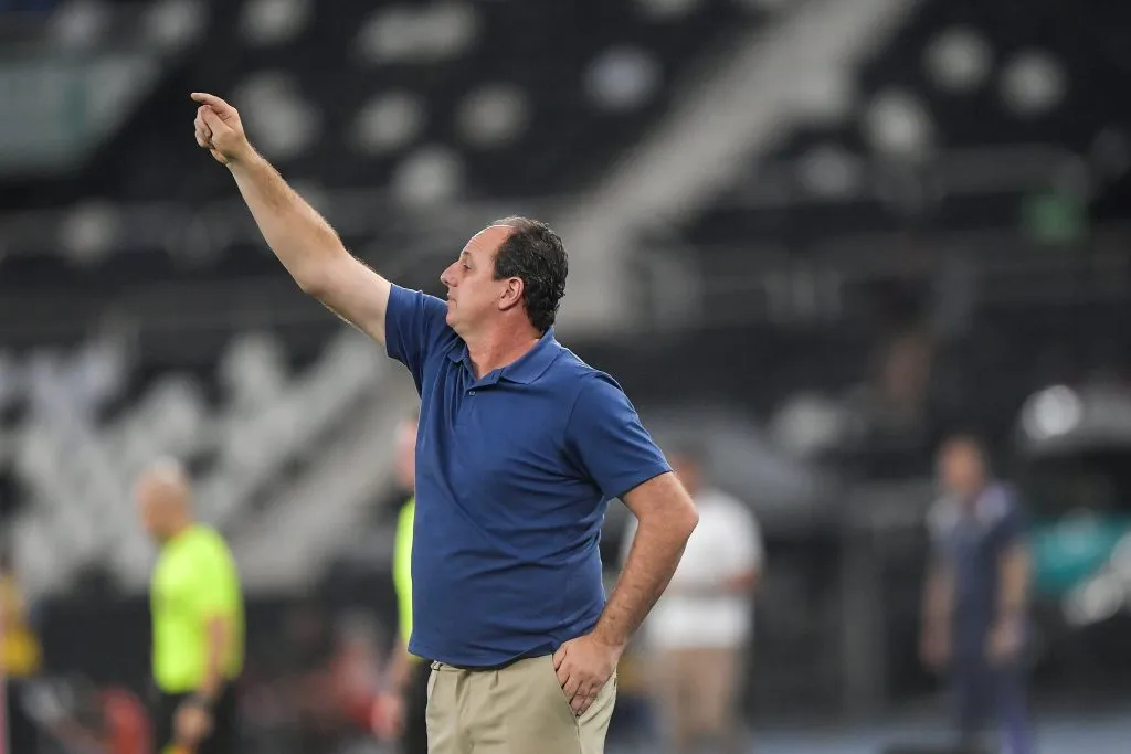 Rogério Ceni técnico do Bahia durante partida contra o Botafogo pelo campeonato Brasileiro A 2025. Foto: Thiago Ribeiro/AGIF