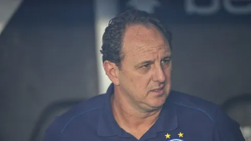 RJ – RIO DE JANEIRO – 24/09/2025 – BRASILEIRO A 2025, VASCO X BAHIA – Rogerio Ceni tecnico do Bahia durante partida contra o Vasco no estadio Sao Januario pelo campeonato Brasileiro A 2025. Foto: Thiago Ribeiro/AGIF