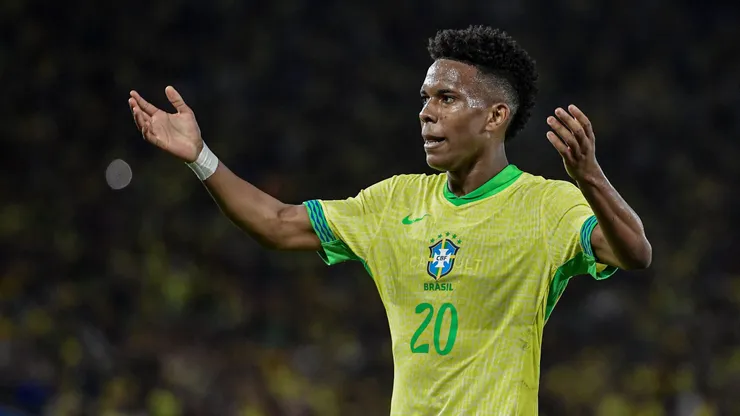 Estevao jogador do Brasil comemora seu gol durante partida contra o Chile no estadio Maracana pelo campeonato Eliminatorias Copa Do Mundo 2026. Foto: Thiago Ribeiro/AGIF
