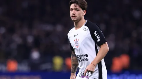 SP – SAO PAULO – 10/09/2025 – COPA DO BRASIL 2025, CORINTHIANS X ATHLETICO-PR – Rodrigo Garro jogador do Corinthians durante partida contra o Athletico-PR no estadio Arena Corinthians pelo campeonato Copa Do Brasil 2025. Foto: Marcello Zambrana/AGIF