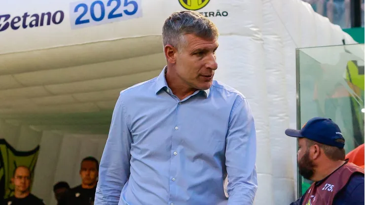 Palermo durante confronto contra o Juventude no Campeonato Brasileiro de 2025.
