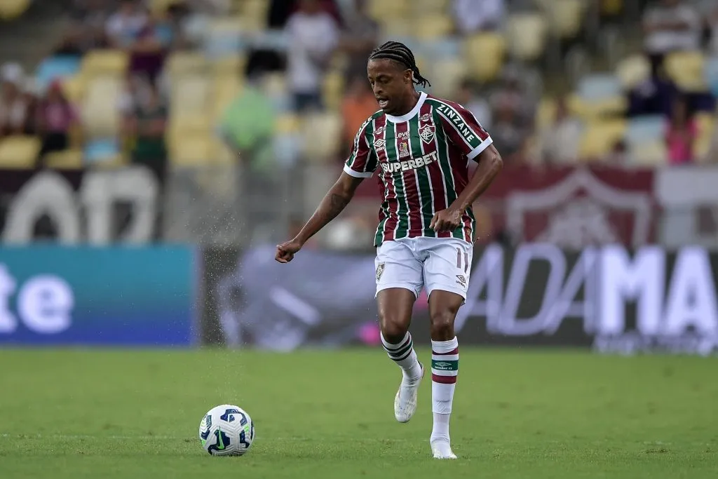 Keno segue com dores no tornozelo. Foto: Thiago Ribeiro/AGIF