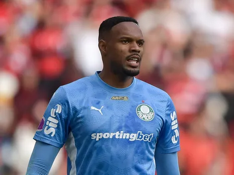 Carlos Miguel leva 3 gols em estreia no rival e torcida do Corinthians não perdoa