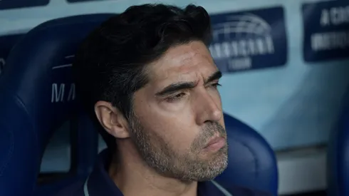 RJ – RIO DE JANEIRO – 19/10/2025 – BRASILEIRO A 2025, FLAMENGO X PALMEIRAS – Abel Ferreira tecnico do Palmeiras durante partida contra o Flamengo no estadio Maracana pelo campeonato Brasileiro A 2025. Foto: Thiago Ribeiro/AGIF