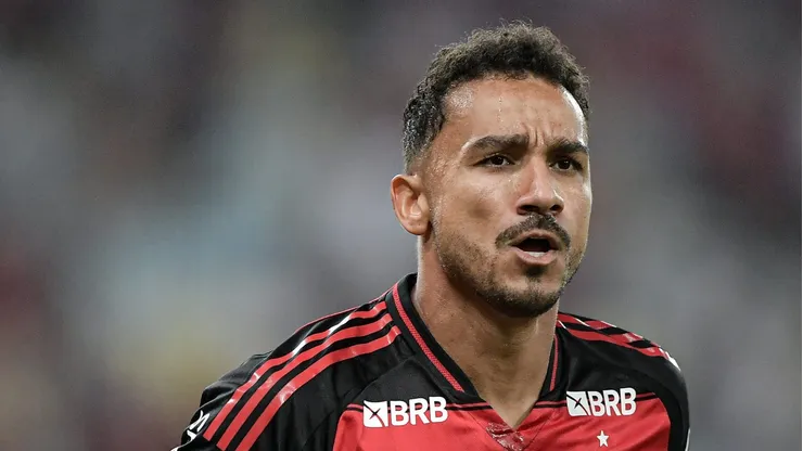 Danilo explica demora na substituição em Flamengo x Palmeiras